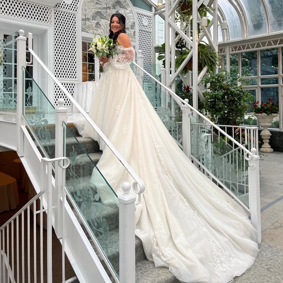 wona Dresses & Skirts - Wona Romance Dress Long Train Wedding